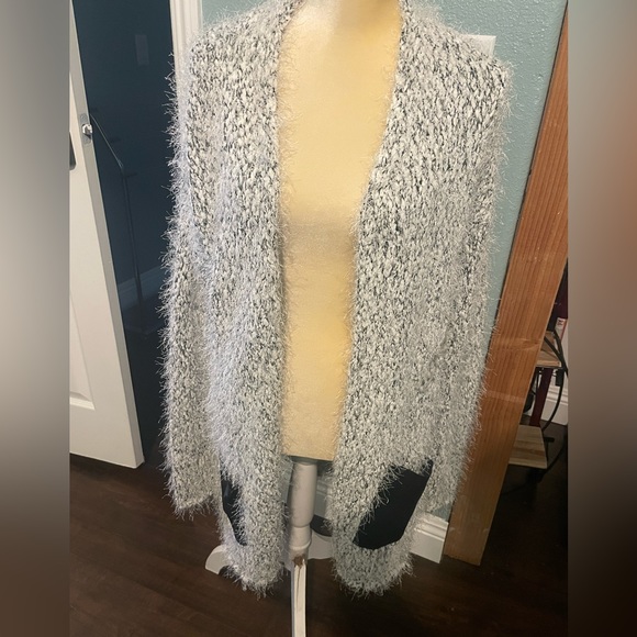 Women’s Calvin Klein long sweater black and white - Picture 1 of 6